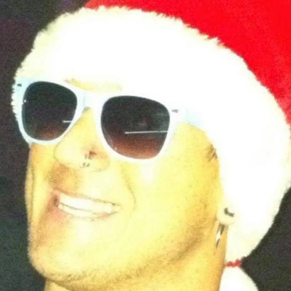 Meet your Posher, Jared - Picture 1 of 1